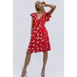 French Connection, Size 0, Lollipop Red Multi color